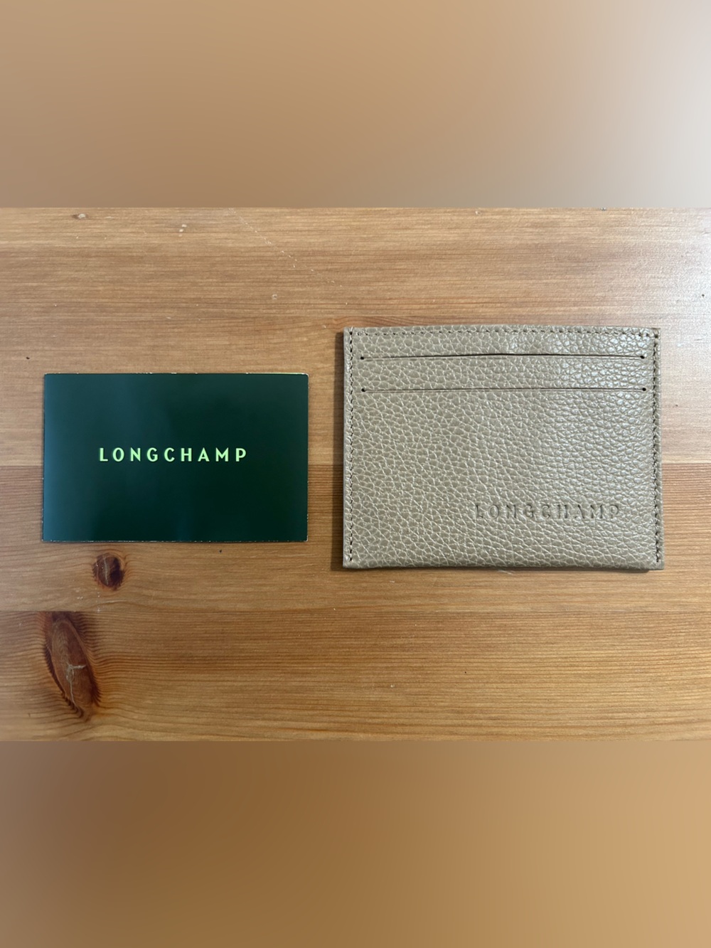 Longchamp Le Foulonné Leather Cardholder / card case in Biscuit